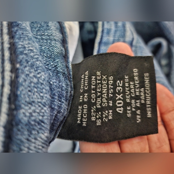 Waimea Men's Distressed Slimmer Fif Blue Jeans Size 40/32 . - Picture 3 of 12